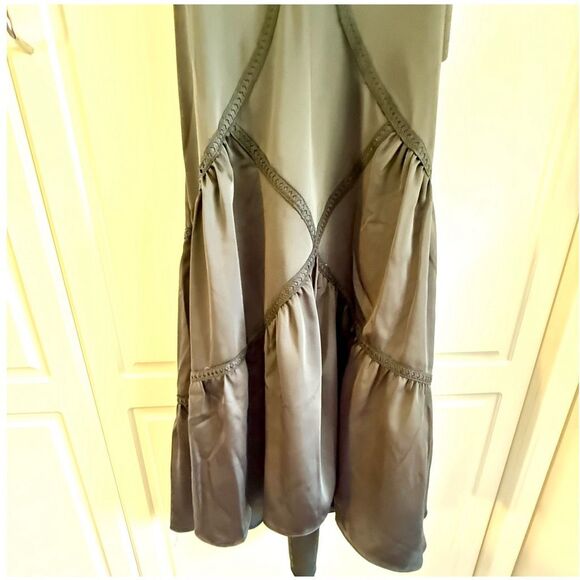 NWT Max Studio Flutter Sleeve Satin Midi Dress in Black.  Size XS - Picture 13 of 14